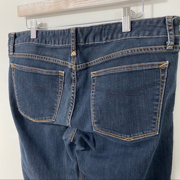 Gap Curvy Bootcut Jeans | Size 31/12r - Picture 5 of 7
